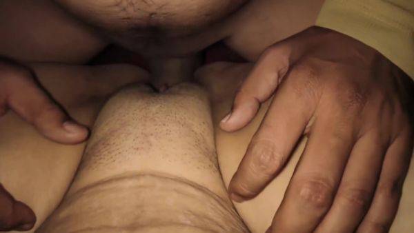 Play the HD scene named : Bhabhi Ne Bhaiya Samjh Kar Lund Dalwa Or Khub Maje Se Chudai Karai - Devar Bhabhi And Li Ya