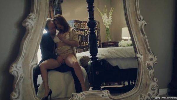 Stream this complete movie : Roberta Gemma & Ryan Madison: The Spouse & Executive