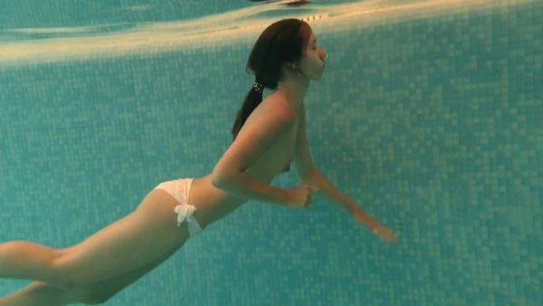 Russian Tiny Pornstar Swimming Nude - Irina Russaka - videomanysex.com - Russia on pornsfind.com