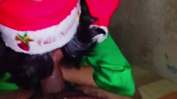 Stream uncensored video called : Elfa Navidena Que Me Un Buen Regalo 6 Min