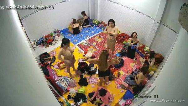 Chinese girl changeroom.33 - hclips.com - China on pornsfind.com