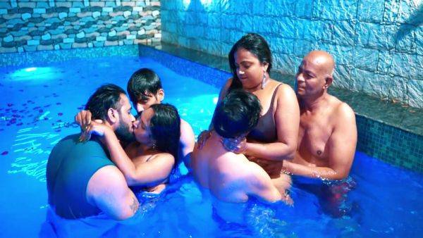 Gangbang Sex Is Full Entertainment In The Swimming Pool - desi-porntube.com - India on pornsfind.com