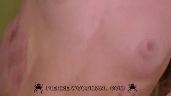 Enjoy watching this full movie of : Jasmin Spice & Melissa Grand: Fifthsome Party with Anal & DP