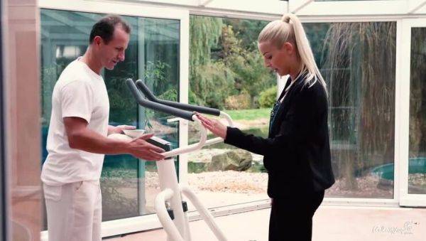 Watch uncensored movie : Stunning Blonde Czech, Karol Lilien, Screws Fitness Coach by the Stairs