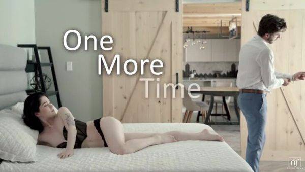 Watch HD scene named : Evelyn Claire, Seth Gamble & Chloe Temple: Round Two - S33:e6