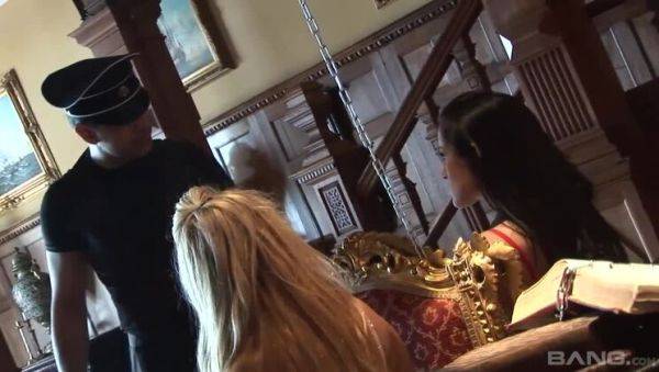 View this HD video of : Angel Cassidy's Sex Education with Carmella Bing