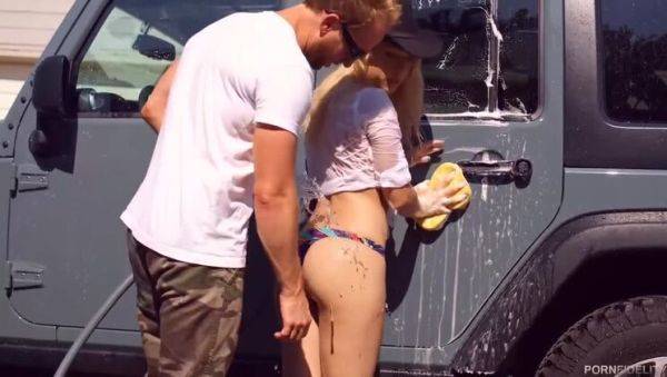 Stream hardcore movie titled : Goldie's Bubble Butt Car Wash - Creampie with Ryan Madison