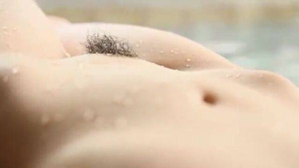 Stream the complete movie of : 02948,SEX of a woman with a big dick