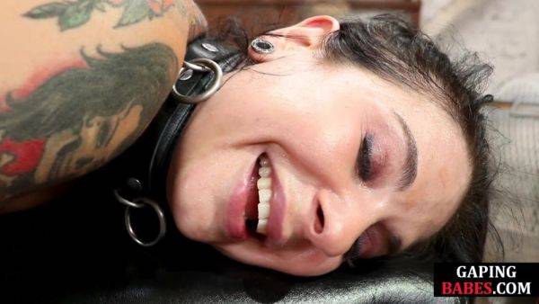 Stream uncut video of : Tattooed anal dyke rimmed and fucked in gaping asshole