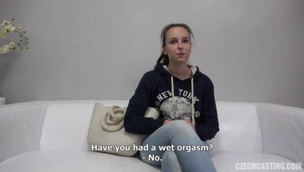 Stream HD movie called : Radiant Brunette Barbora