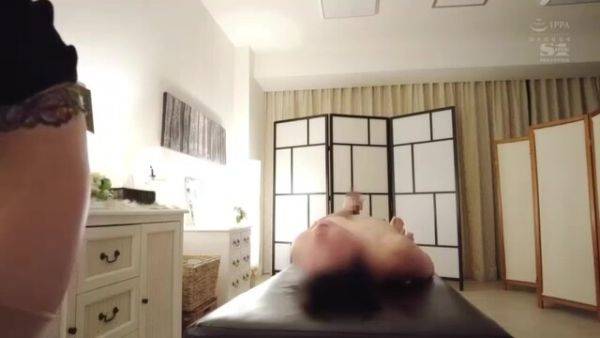 Watch this uncut video named : 07543,A beautiful woman who feels