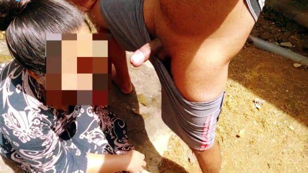 Play full clip : Srilanka Sinhala New Sex Blowjob Cum In Mouth Girlfriend Face Fuck Deep And Hard