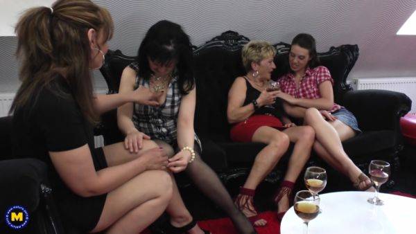 Play the complete movie called : Hottest Sex Clip Mature Craziest You've Seen