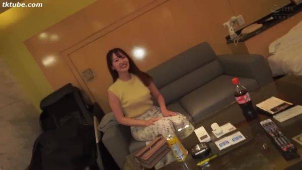 Stream HD clip : OHPKTBXNCHTNRMHFJA42230ORECO647