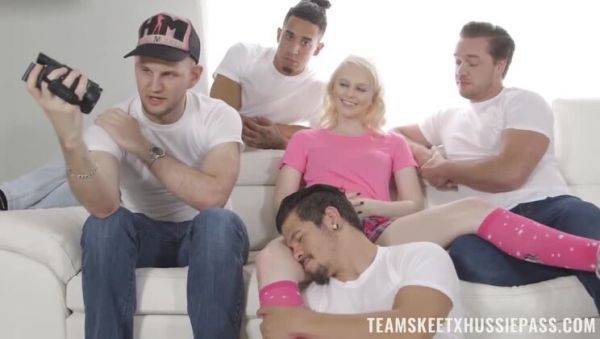 View the hardcore clip called : Blonde Quartet in Silent Intimacy / 08.10.2021