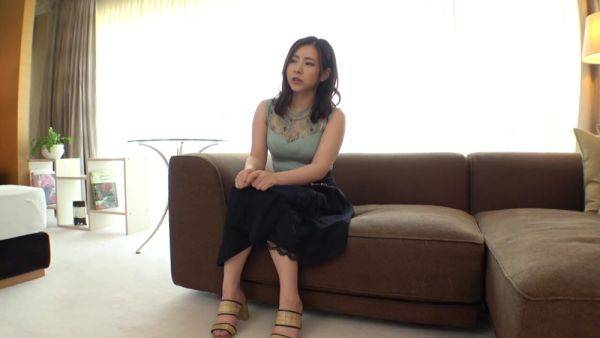 Stream this full movie named : 0003071_19歳の日本の女性がハメハメMGS販促19min