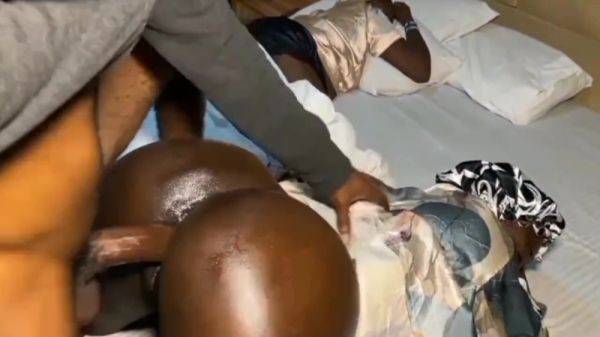 Stream the uncut video : Nigerian Cheating Bbw Roommate Got Pussy Stretched By Roomies Boyfriends Bbc