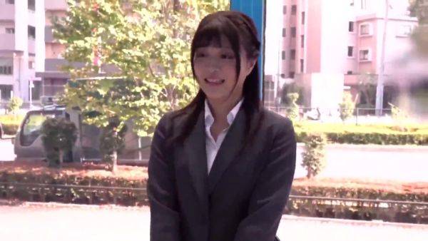 Play this uncut clip : 240411内定ほしい娘にセクハラし放題g2