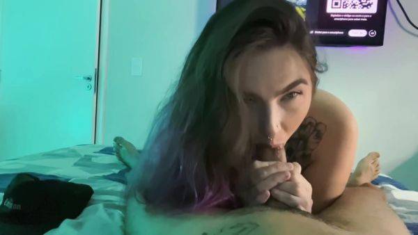 Play the hardcore clip titled : Joi Pra Sissys - Ensinando Como Chupar Um Pau E Bater Uma Ate Ganhar Leitinho