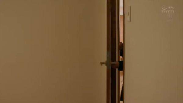 Stream uncut scene : AMODUTQEYNDQEKHLKK42JUQ-162