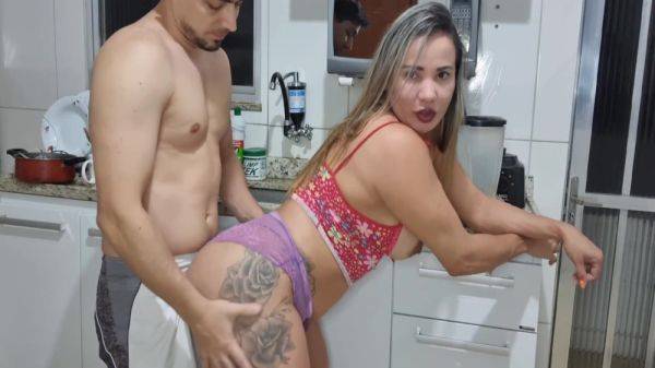 A Verdadeira Dona De Casa Lava , Passa E Cuzinha Para O Marido ..jhonny Hot1 7 Min - upornia.com on pornsfind.com