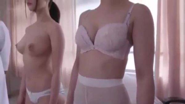 View full scene named : 08068,beautiful woman in erotic mode! !