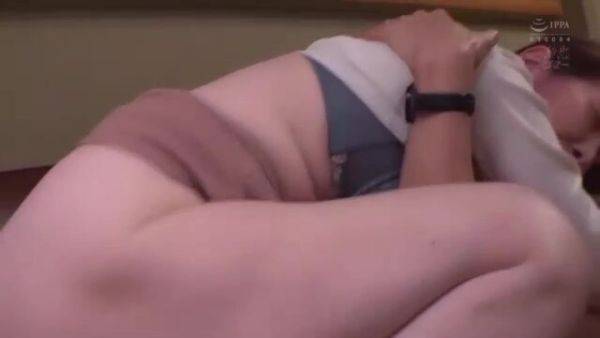 Watch the full scene of : 08166,Sensual play of Asian beauty