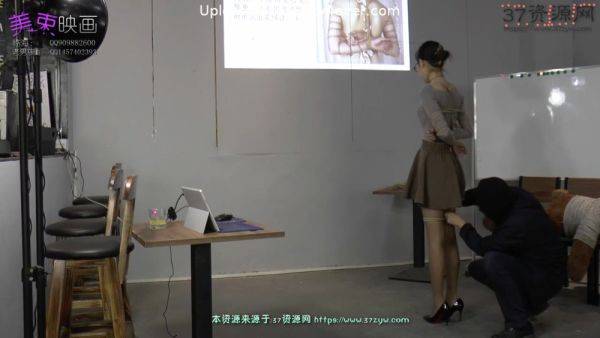 Elegant Chinese Teacher Experiences Bondage For The First T - hclips.com - China on pornsfind.com