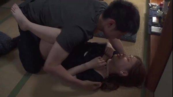 Stream the HD scene of : Japanese-sex-pako-1389