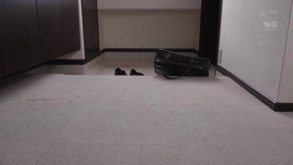 Play full movie titled : EGZY75 Cuuuuuuty Japanese cooooool BABY