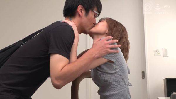 Play the complete video titled : 0008817_Japanese_Censored_MGS_19min