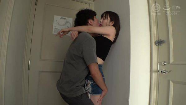 Play the complete scene : 0008816_Japanese_Censored_MGS_19min