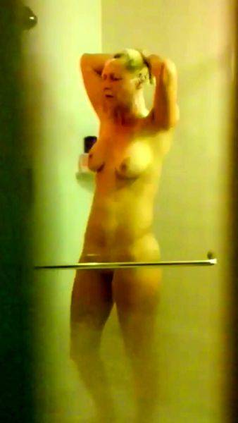 Hidden camera spying on blonde Milf naked in the shower 2 - drtuber.com on pornsfind.com