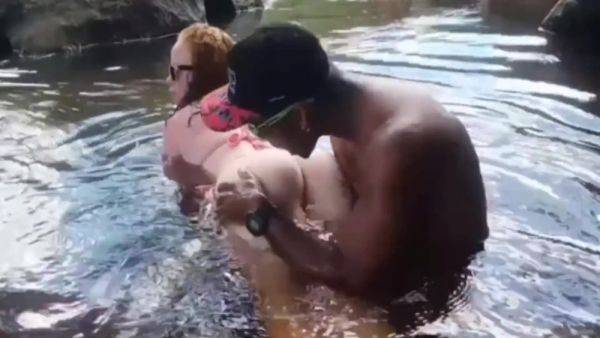 View this full movie titled : Run Away From Home To Fuck My Boyfriend In A Forest