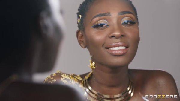 Play the uncut video : Fashionista Fucking Zaawaadi, Danny D