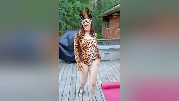 Watch the uncensored movie of : Cougar Milf Is Horny For Cock With Wet Pussy