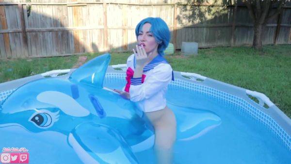 Stream uncut scene called : Amy Smokes On Inflatable Dolphin