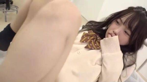 Play uncensored clip titled : 07784,A woman who screams in agony