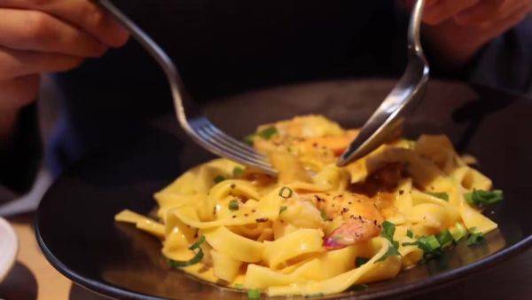 Enjoy watching the complete scene titled : 0003745_Japanese_Censored_MGS_19min