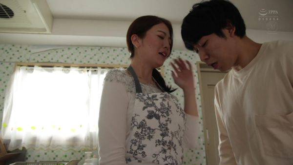 Enjoy watching complete clip titled : お隣の奥様とお真昼間から4856465654