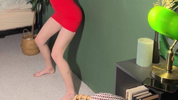 Sporty Hot Goddess Giantess Do Sport In Short Dress - upornia.com on pornsfind.com