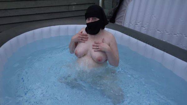 In Niqab Getting Wet In The Hot Tub Showing Off Pussy Bum And Breasts - upornia.com - Britain on pornsfind.com