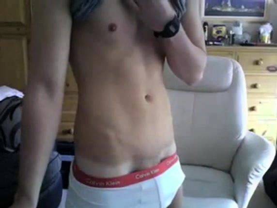 Cute amateur twink shows his big dick on webcam - drtuber.com on pornsfind.com