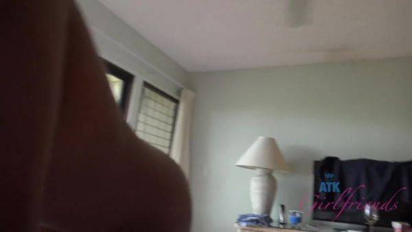 Enjoy watching the complete scene : Virtual Vacation On Hawaii With Yara Skye Part 4