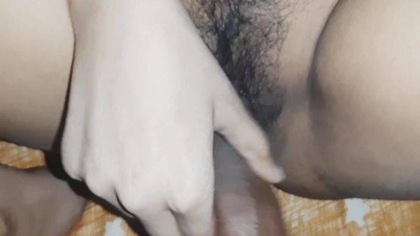 Stream the uncut video named : Romantic Hot Sex Indian Girl