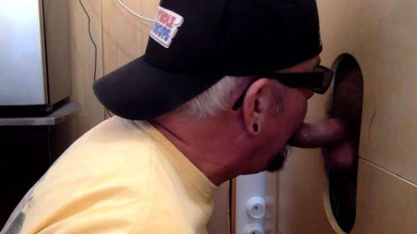 Gloryhole BJ DILF anallyrammed in sling - drtuber.com on pornsfind.com