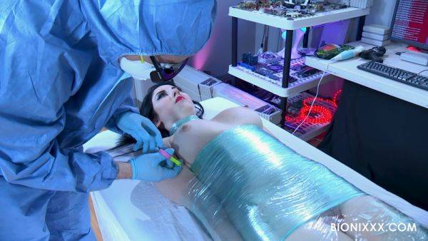 Brunette Android pussy gets laid with the mad scientists - hellporno.com on pornsfind.com