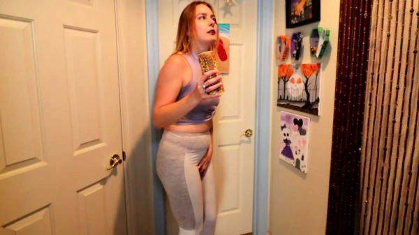 Girls desperate to pee wetting her jeans panties - drtuber.com on pornsfind.com