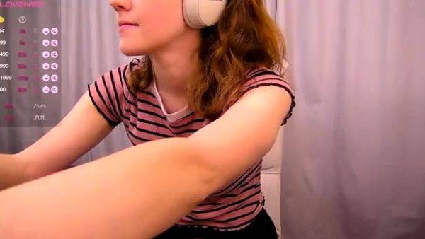 Amateur pantyhouse webcam teen strips and strokes her vagina - drtuber.com on pornsfind.com