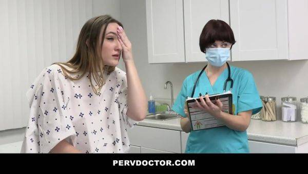 Everly Haze Needs Doctors Help With Back Pain - videomanysex.com on pornsfind.com